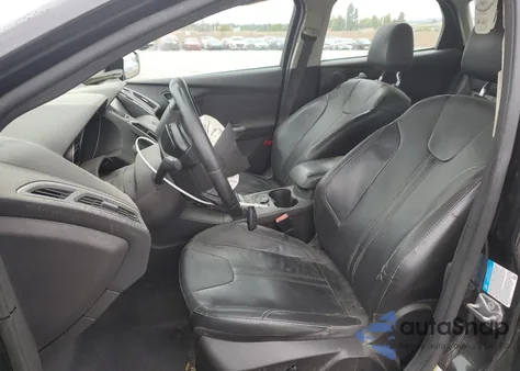 2012 Ford Focus Titanium z USA, uszkodzony, nr VIN 1FAHP3N29CL356059